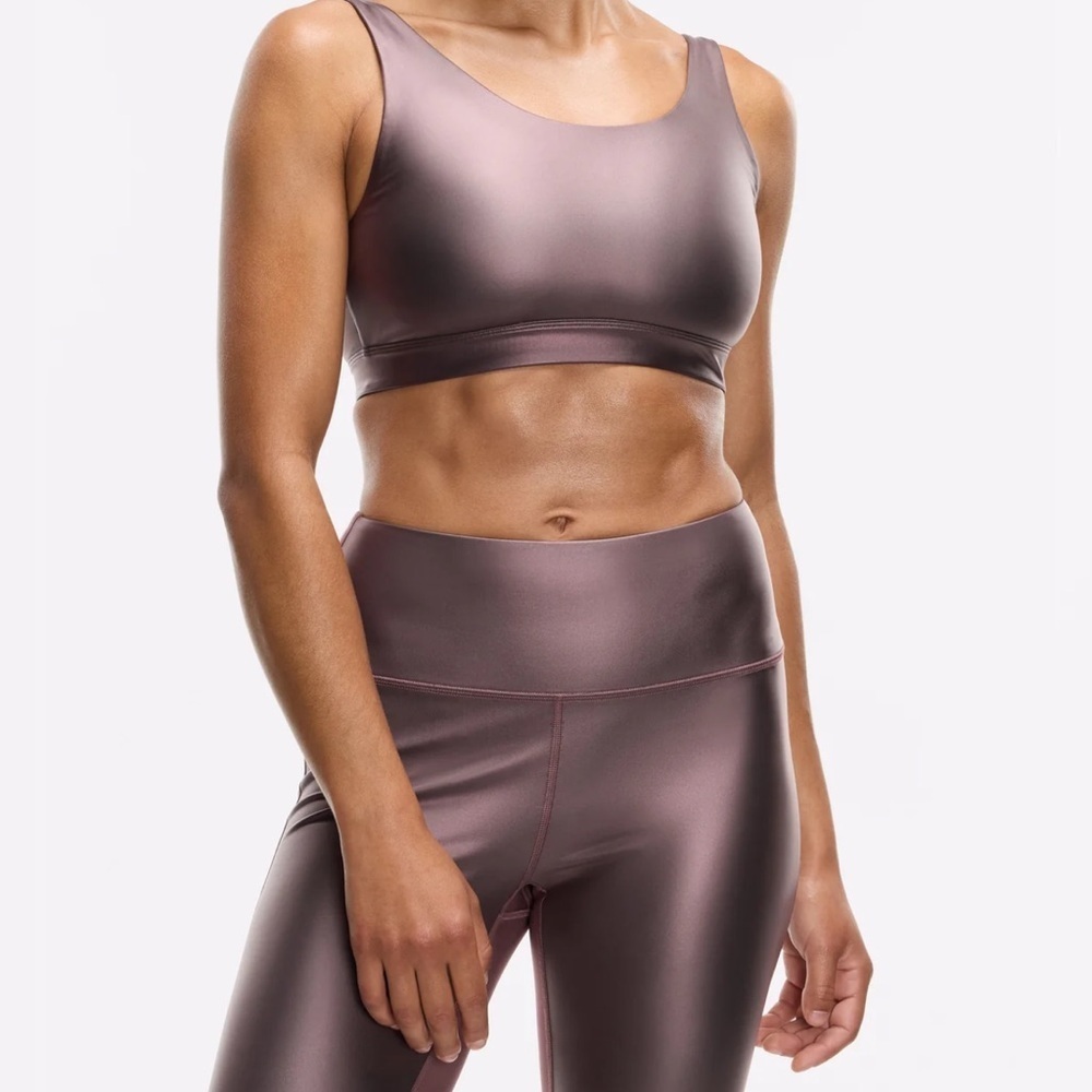 PelotonXJessKing Sports Bra V Back Scoop Neck Shine Metallic Green Size Large - Picture 5 of 8